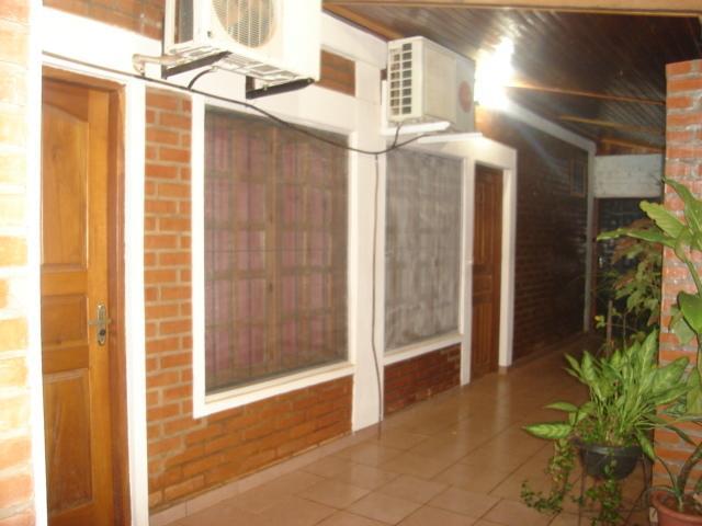 Apart Hotel Las Guayabas Puerto Iguazu Bagian luar foto