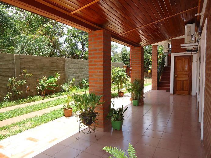 Apart Hotel Las Guayabas Puerto Iguazu Bagian luar foto
